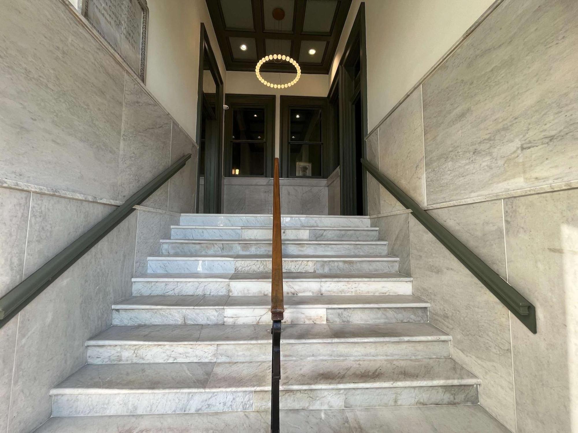 Modern Space In The Vibrant #101 *