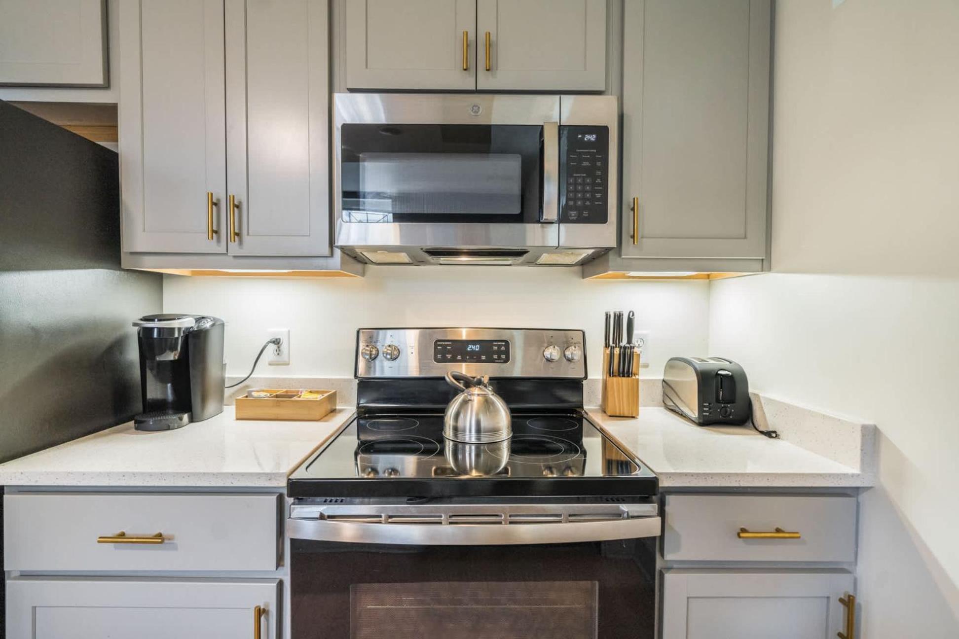 Modern Space In The Vibrant #101 * Louisville