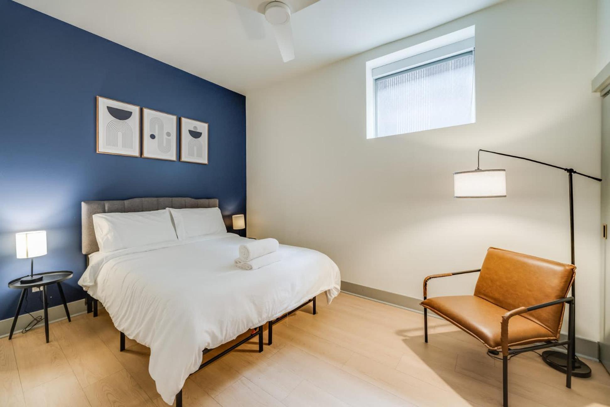 Apartment Modern Space In The Vibrant #101 *
